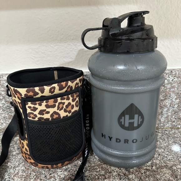 Authentic Hydro Jug - Picture 4 of 5